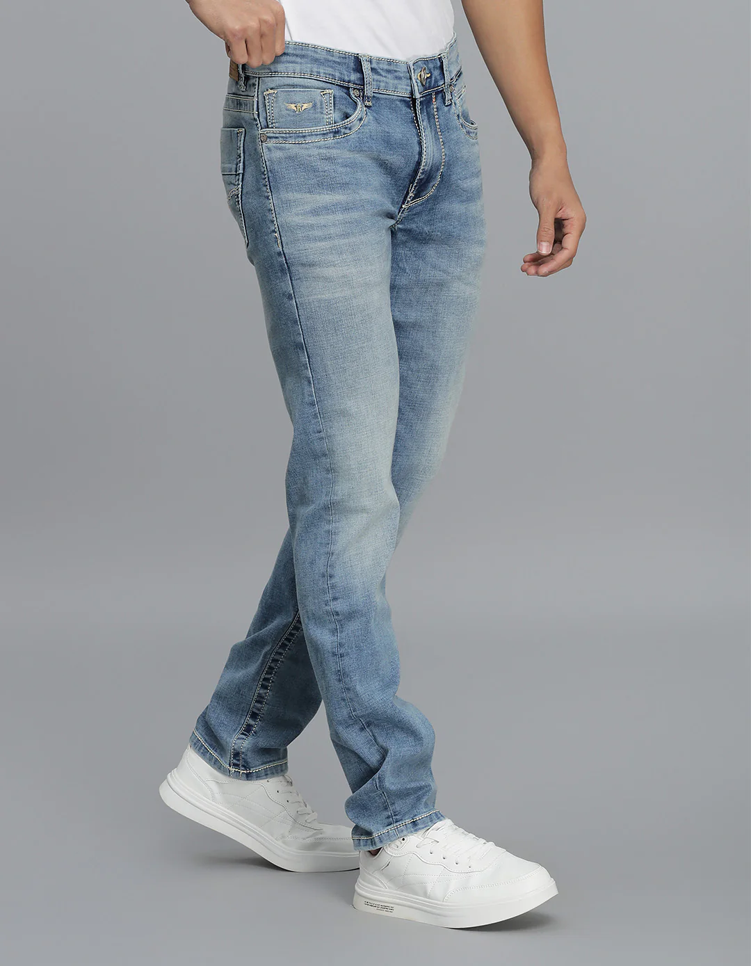 Light Blue Mid-Rise Slim Straight Fit jeans - Image 3