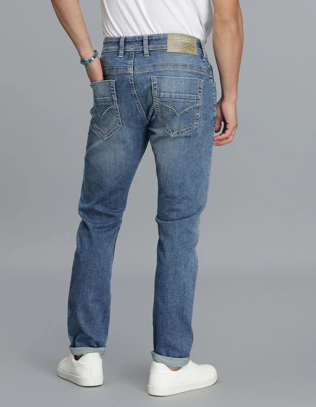 Med Blue Low-Rise Ankle Length Jeans - Image 5