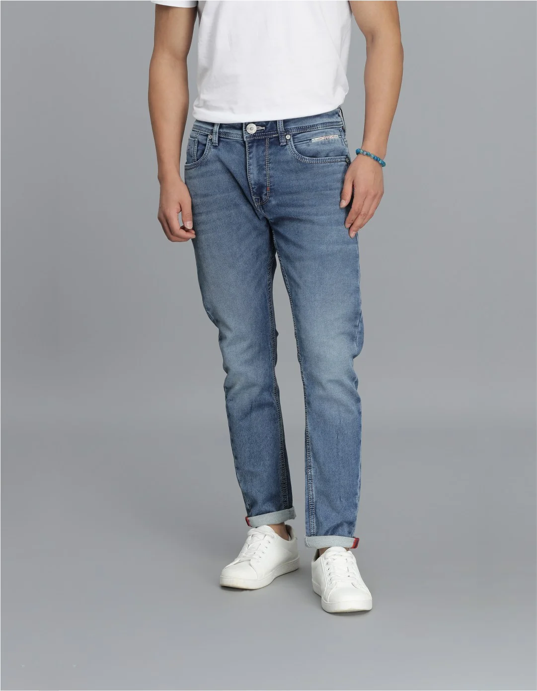 Med Blue Low-Rise Ankle Length jeans