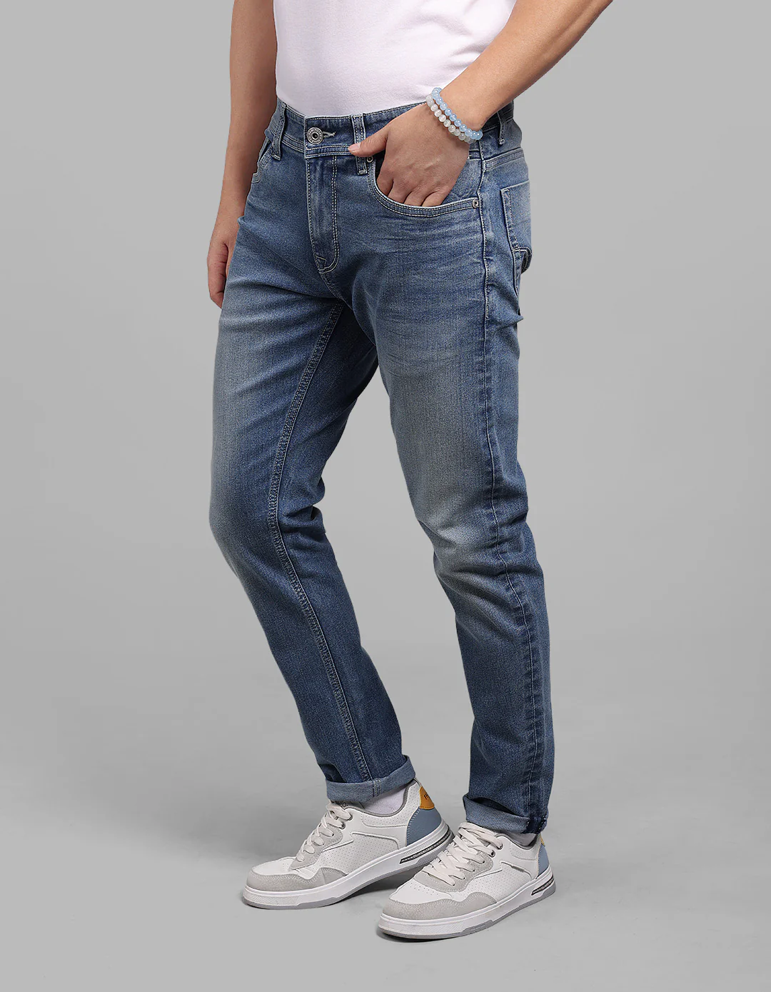 Med Blue Low-Rise Ankle Length Stretch Jeans - Image 3