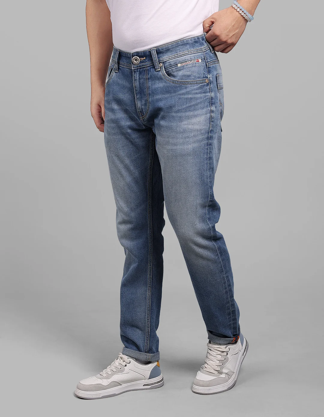 Med Blue Low-Rise Ankle Length Stretch Jeans - Image 5