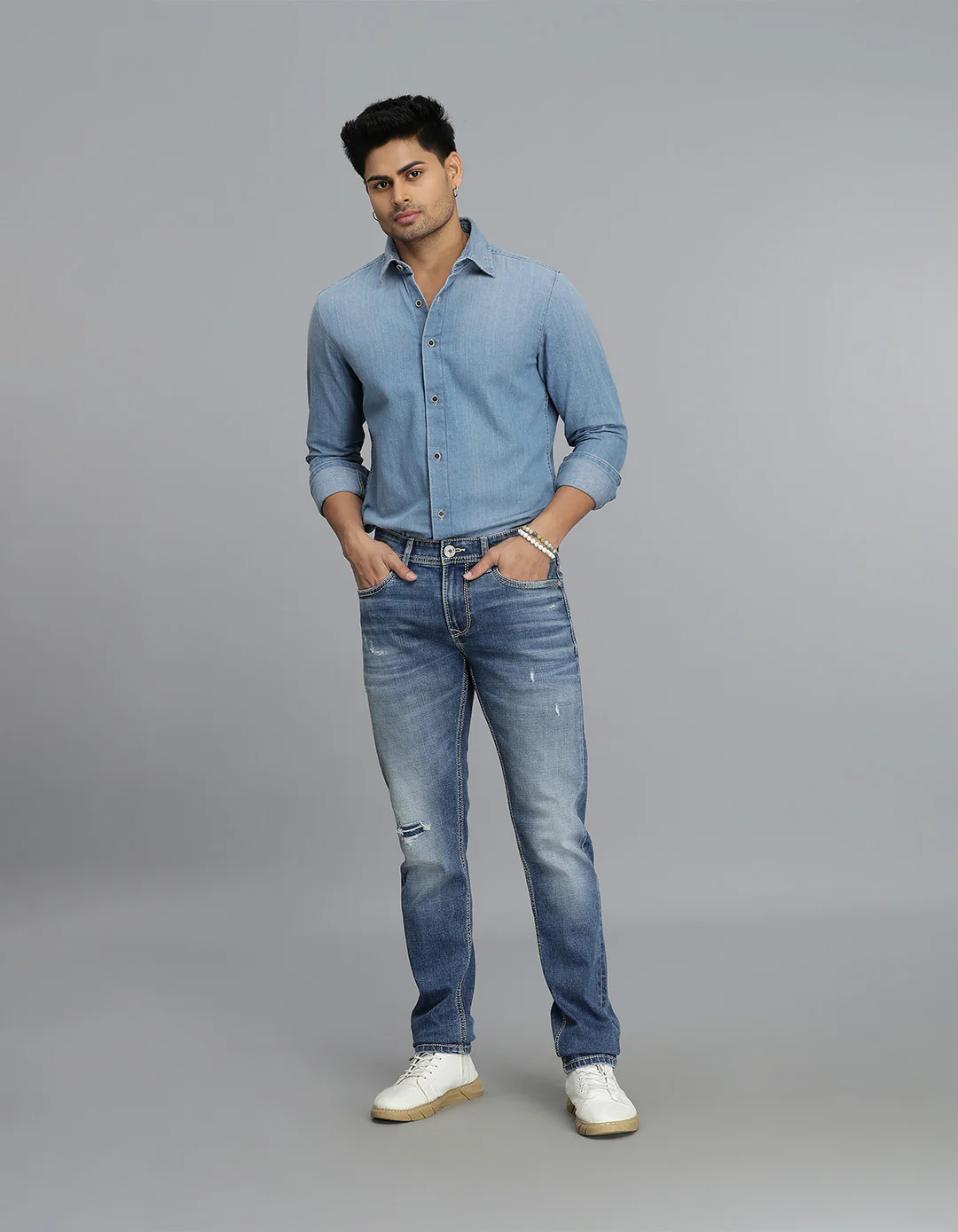 Med Blue Mid-Rise Slim Straight Fit jeans - Image 2