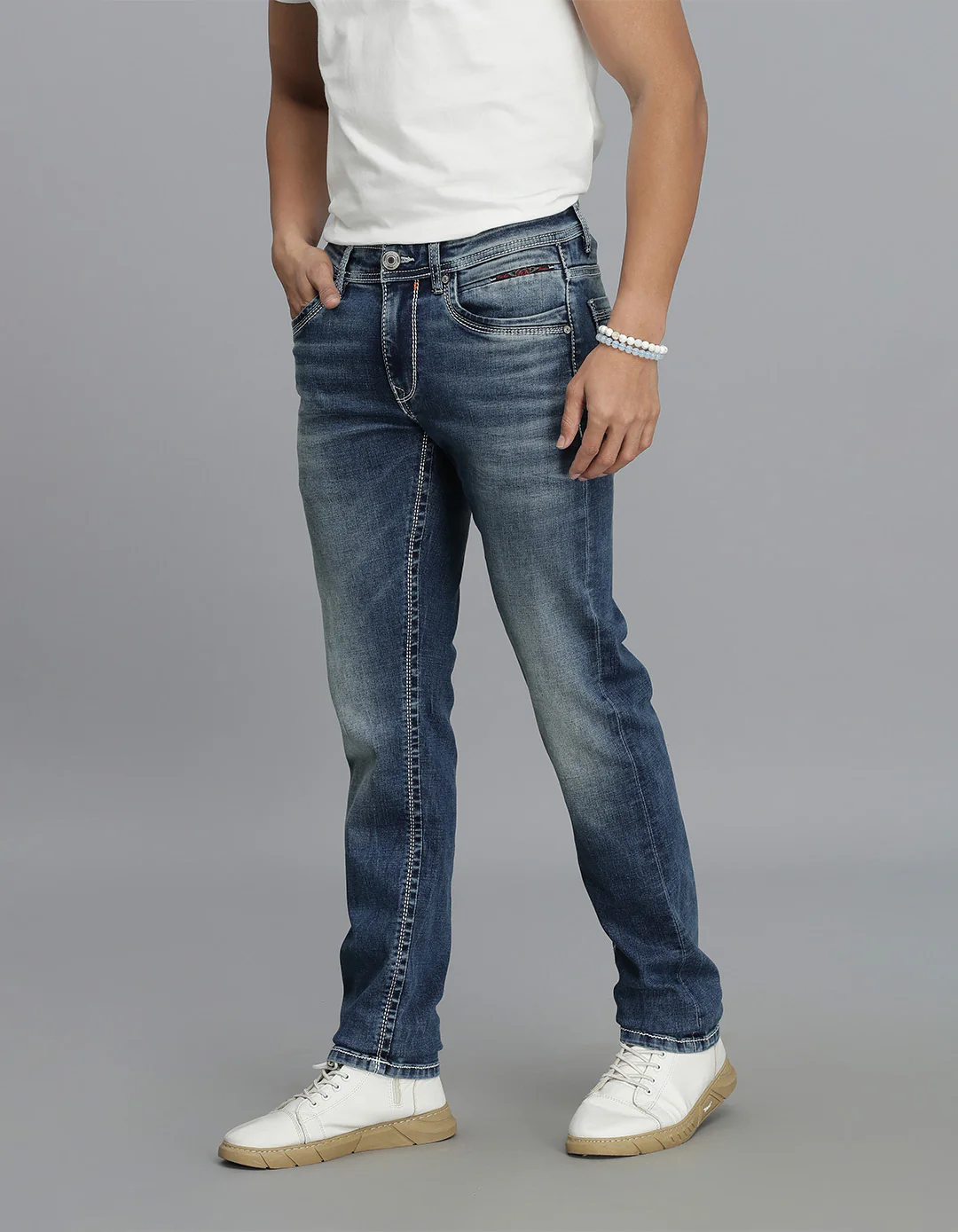Med Blue Mid-Rise Slim Straight Fit jeans - Image 3