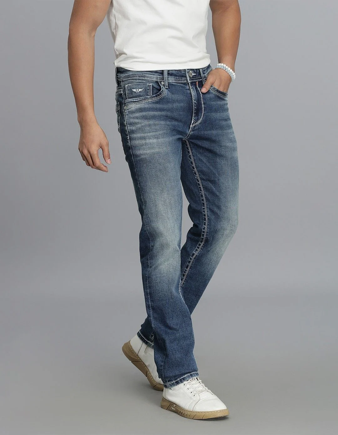 Med Blue Mid-Rise Slim Straight Fit jeans - Image 4