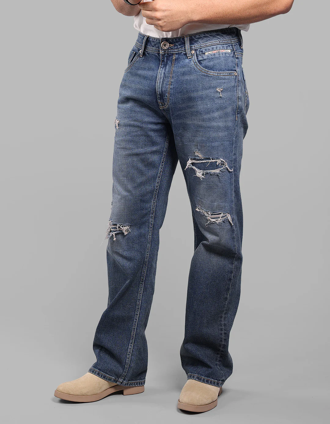 Med Blue Midrise Loose Fit Stretch Jeans - Image 4