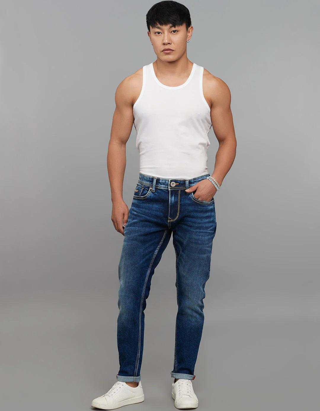 Medium Blue Low-Rise Tapered Ankle Length Stretch Jeans - Image 2