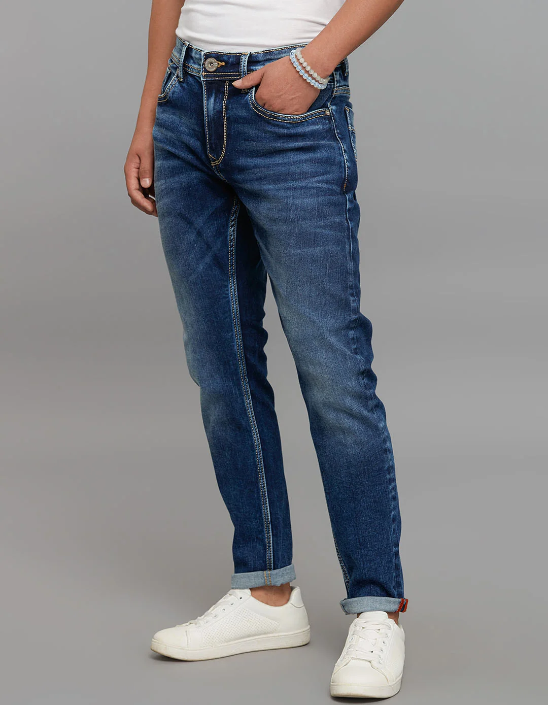Medium Blue Low-Rise Tapered Ankle Length Stretch Jeans - Image 6
