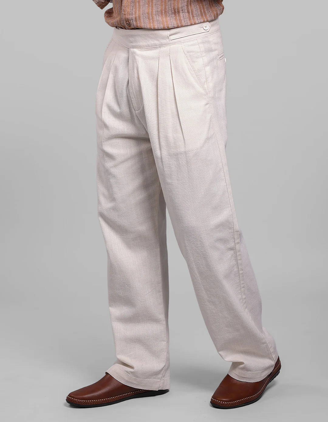 Off White Pleated Korean Fit Cotton Pants - Image 4